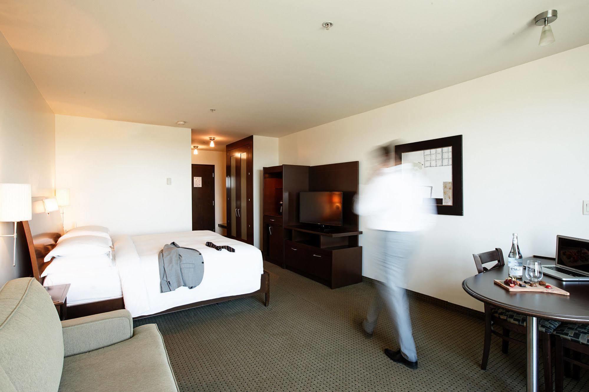 Hotel Mortagne Boucherville Ngoại thất bức ảnh